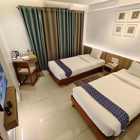 Hotel Nandini Dhaka Zewnętrze zdjęcie