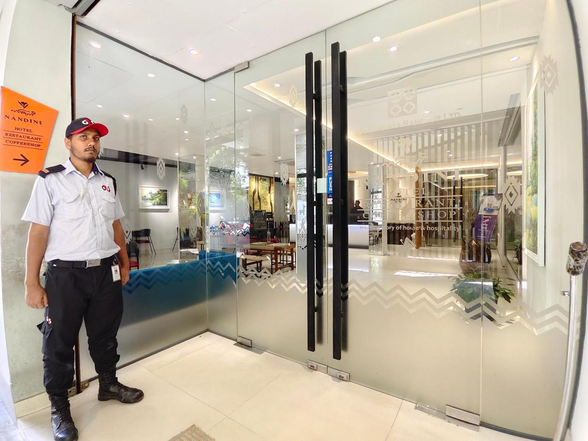 Hotel Nandini Dhaka Zewnętrze zdjęcie