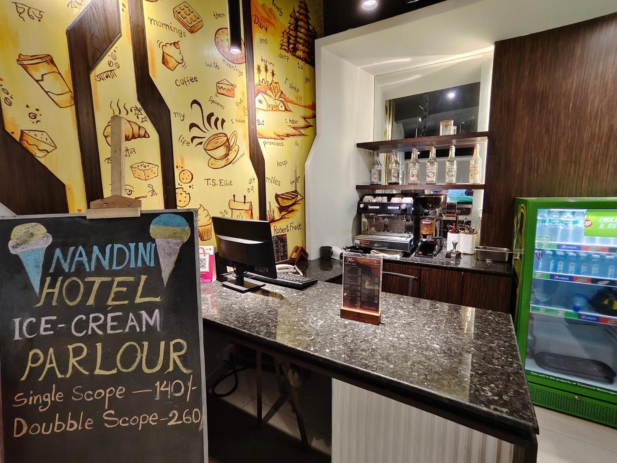 Hotel Nandini Dhaka Zewnętrze zdjęcie